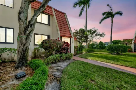 4379 Trevi Court, Lake Worth, FL MLS: R11085083