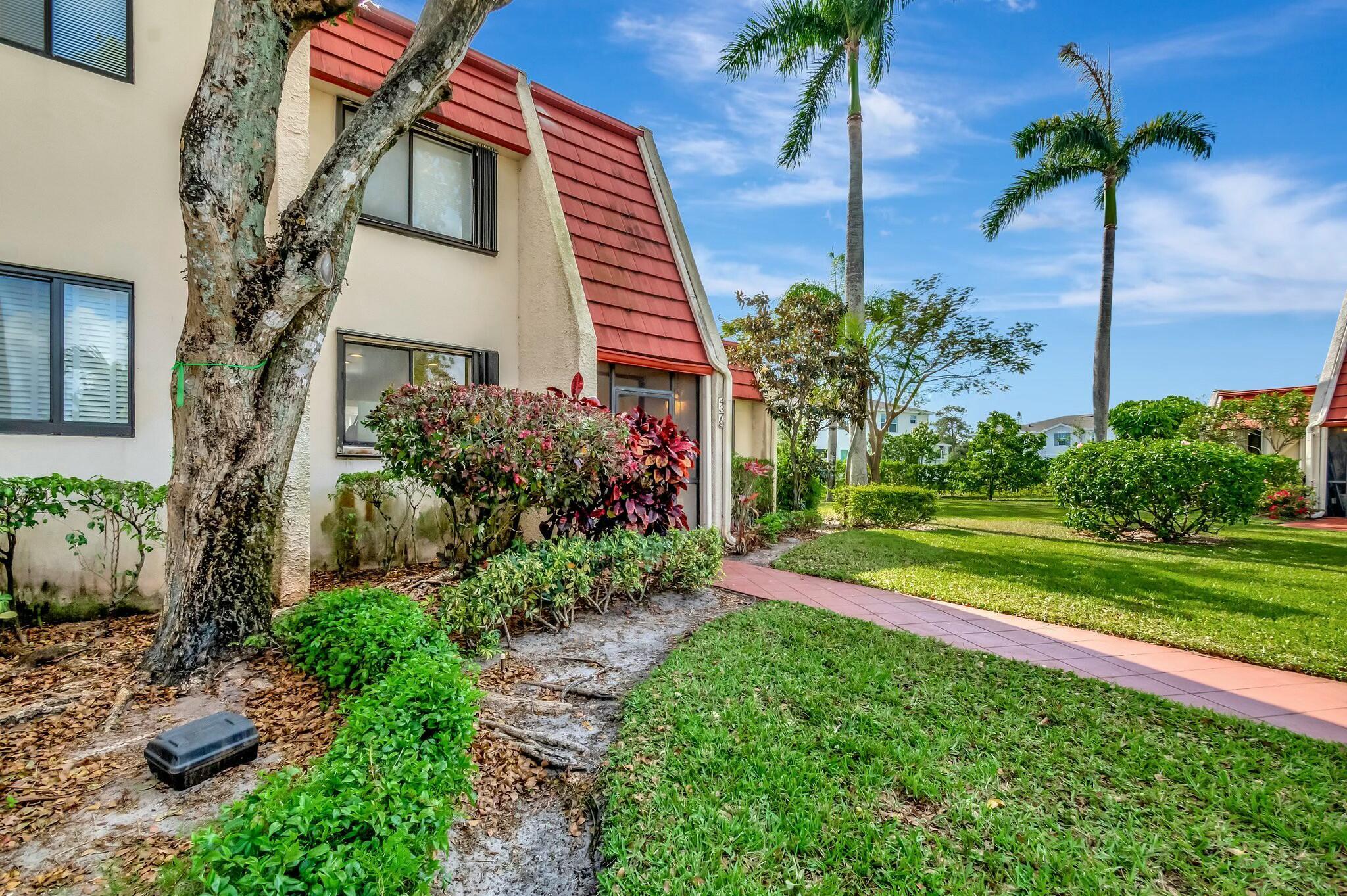 4379 Trevi Court