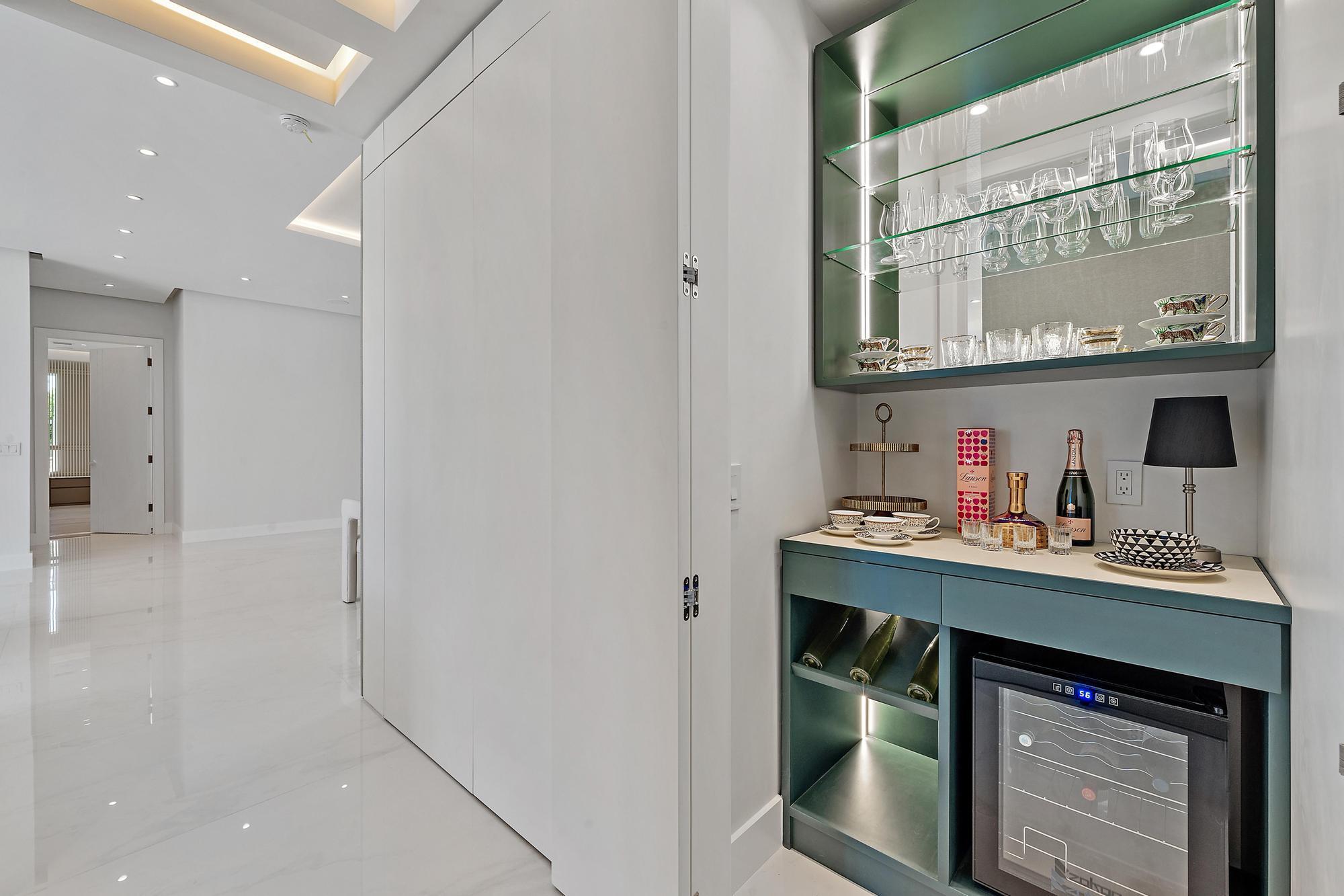 HERITAGE OAKS - Residential