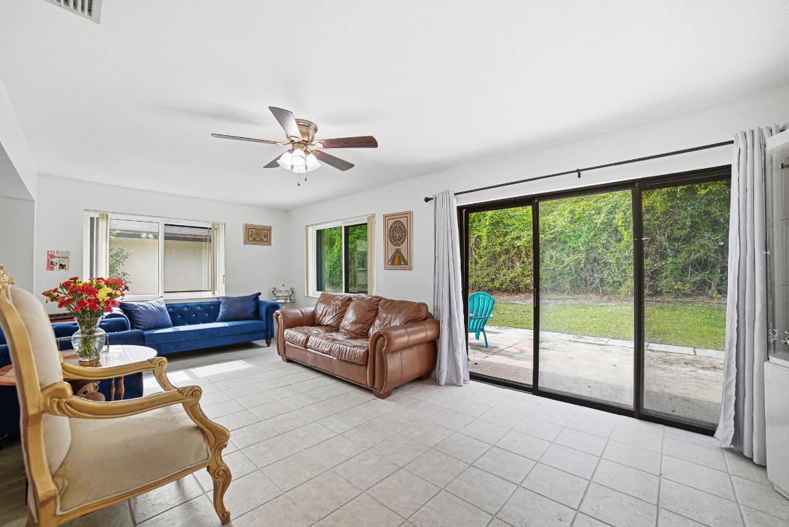 BUTTONWOOD 2 - Residential