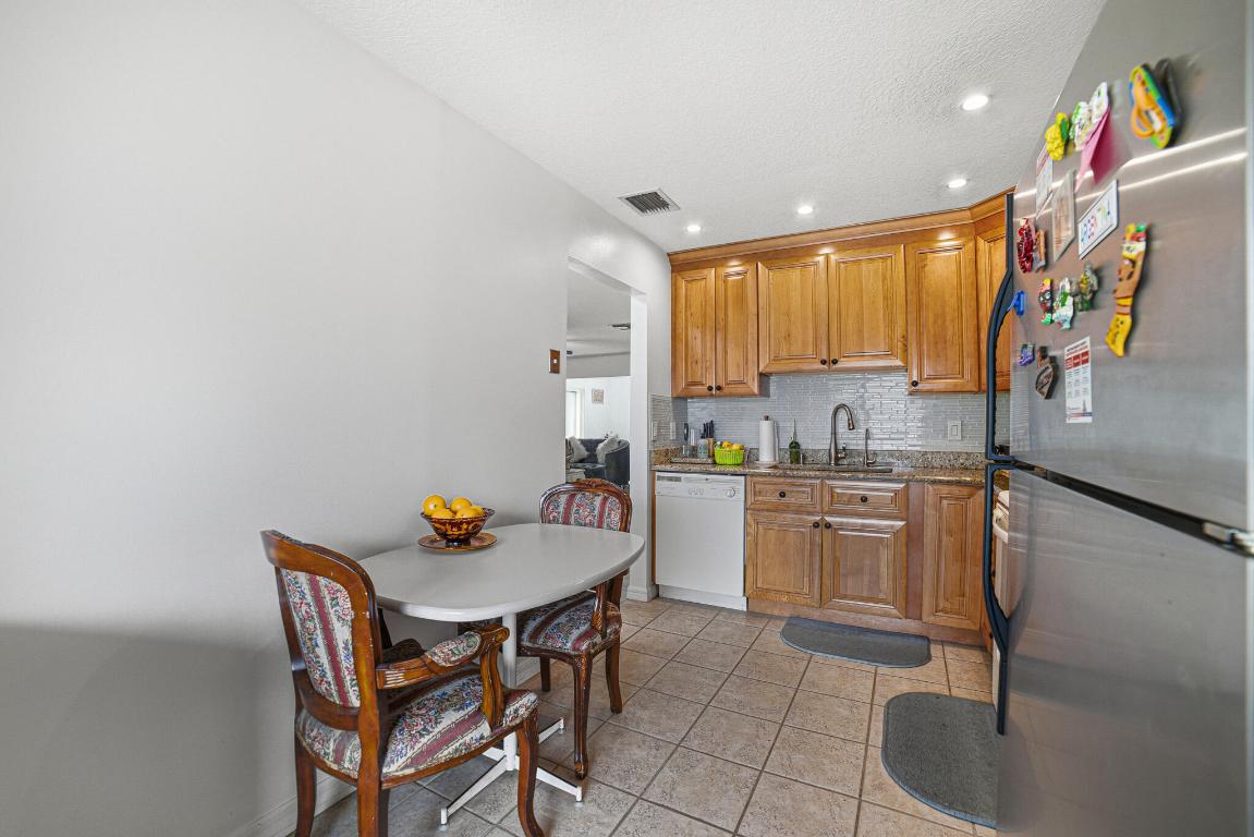 BUTTONWOOD 2 - Residential