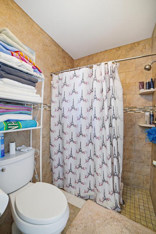 BUTTONWOOD 2 - Residential