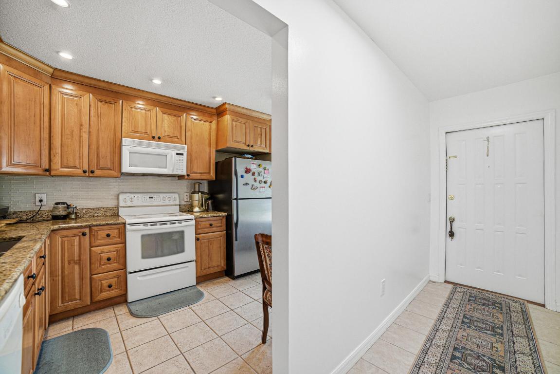 BUTTONWOOD 2 - Residential