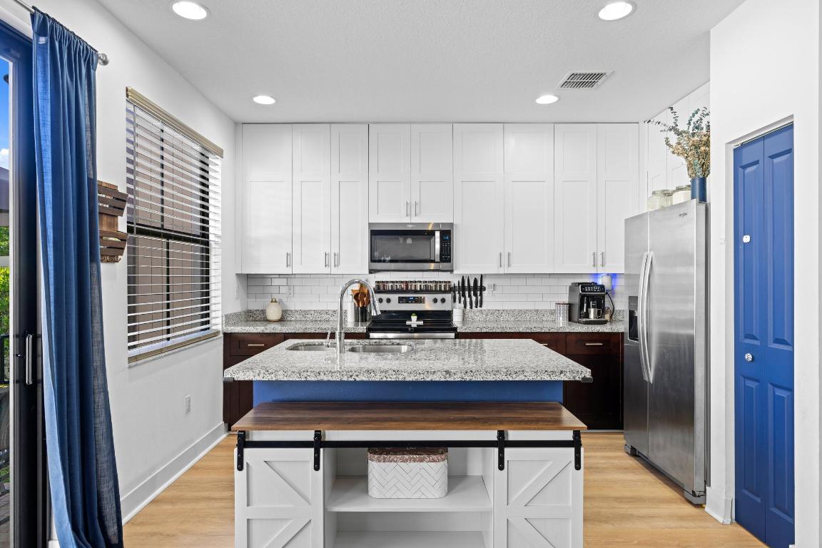 MEDITERRANEA - Residential