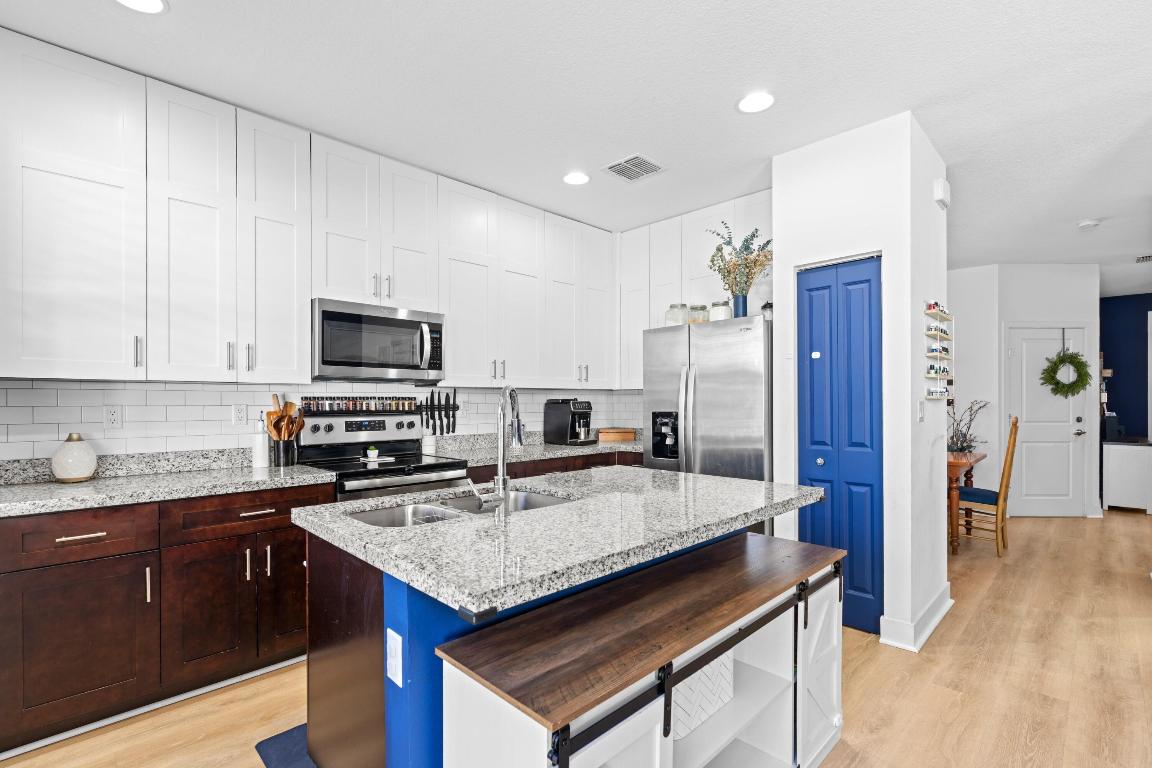 MEDITERRANEA - Residential