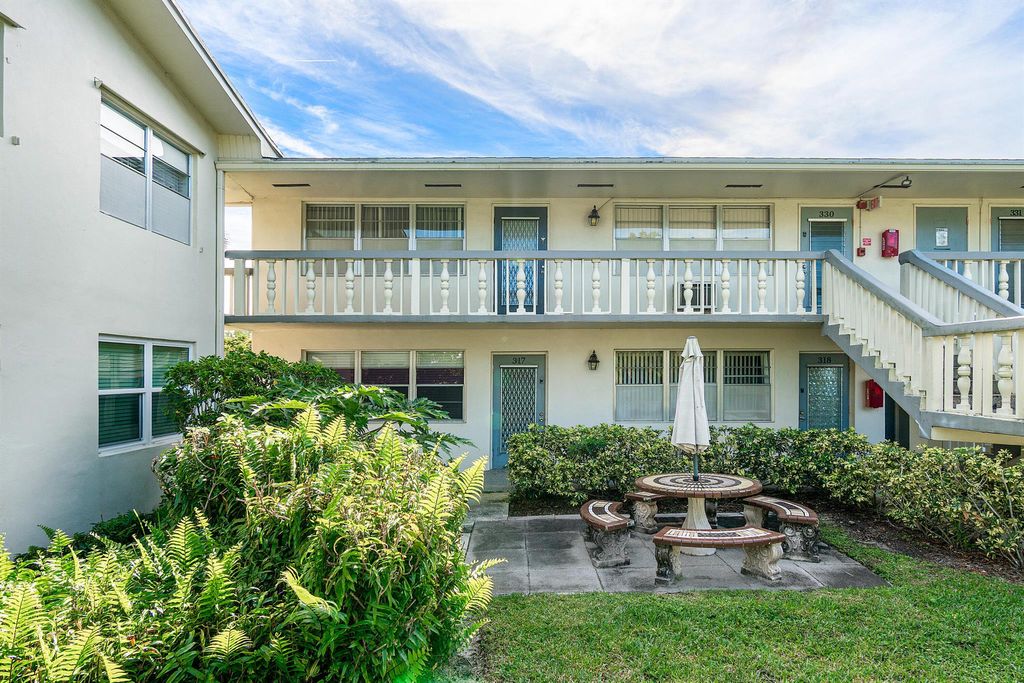 Photo of 329 Markham O, Deerfield Beach, FL 33442 (MLS # R11148265)