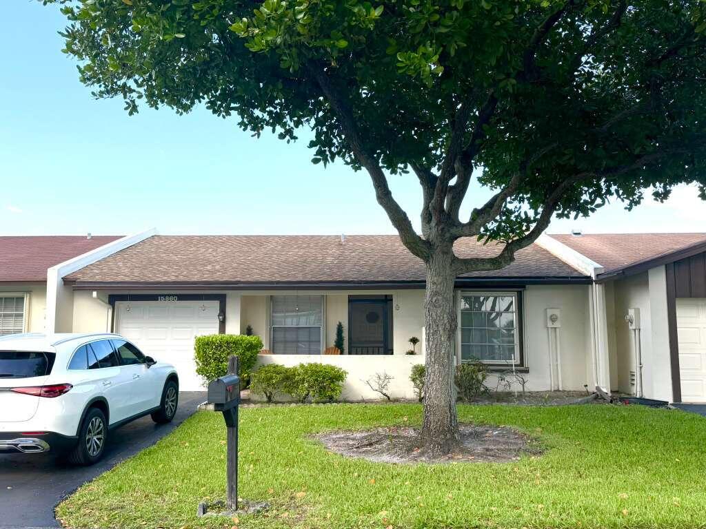 Photo of 15860 Laurel Oak Circle, Delray Beach, FL 33484 (MLS # B26048816)
