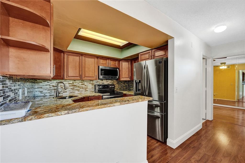 Chateau Wood - Residential