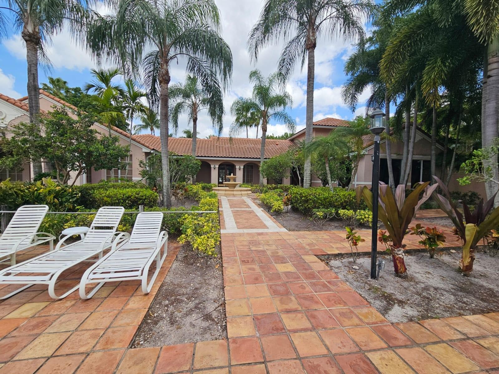 ST ANDREWS CONDO - Residential Lease