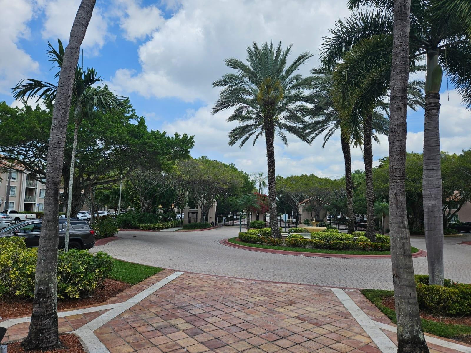 ST ANDREWS CONDO - Residential Lease