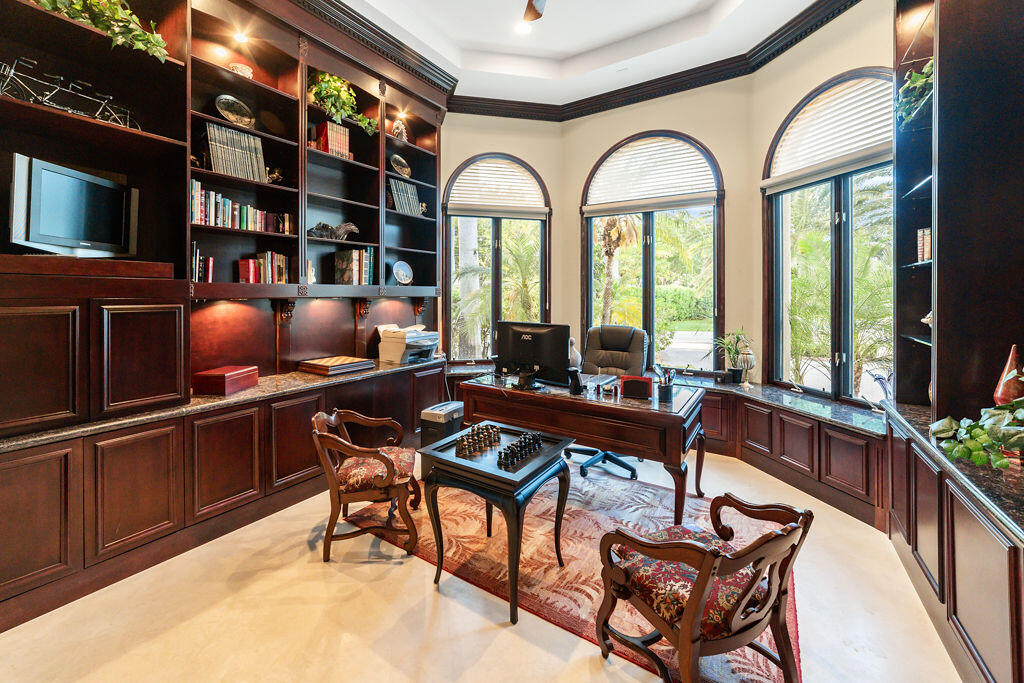 SEVEN ISLES - Residential