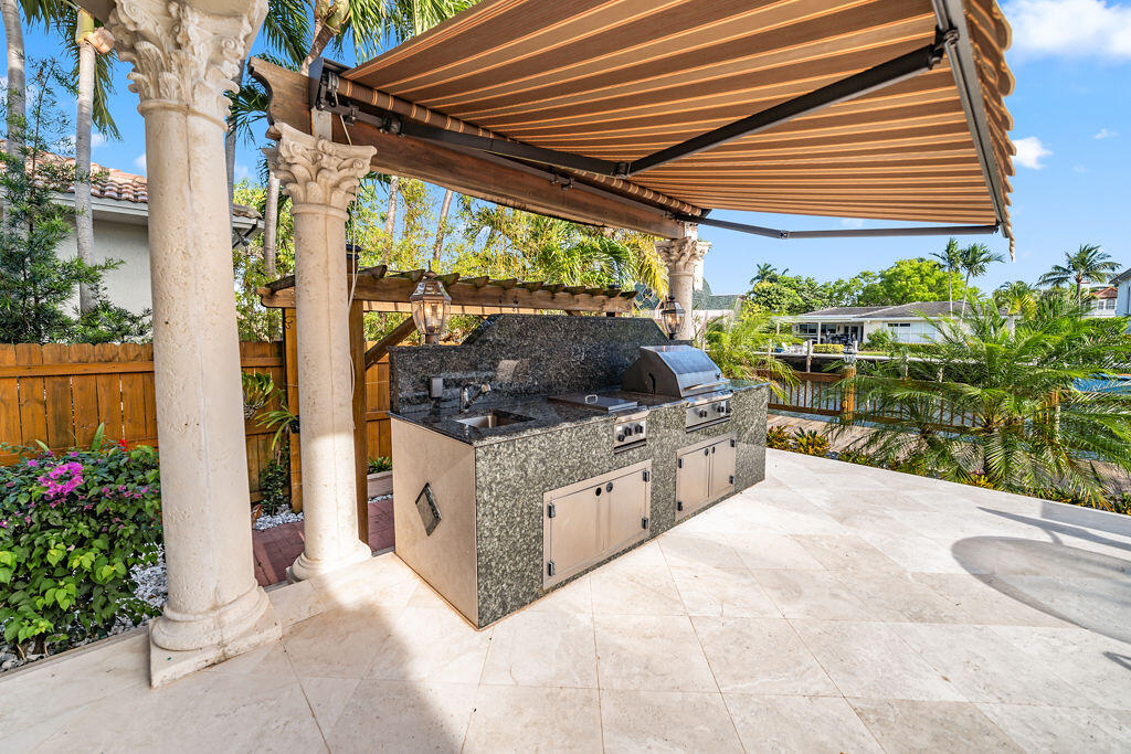 SEVEN ISLES - Residential