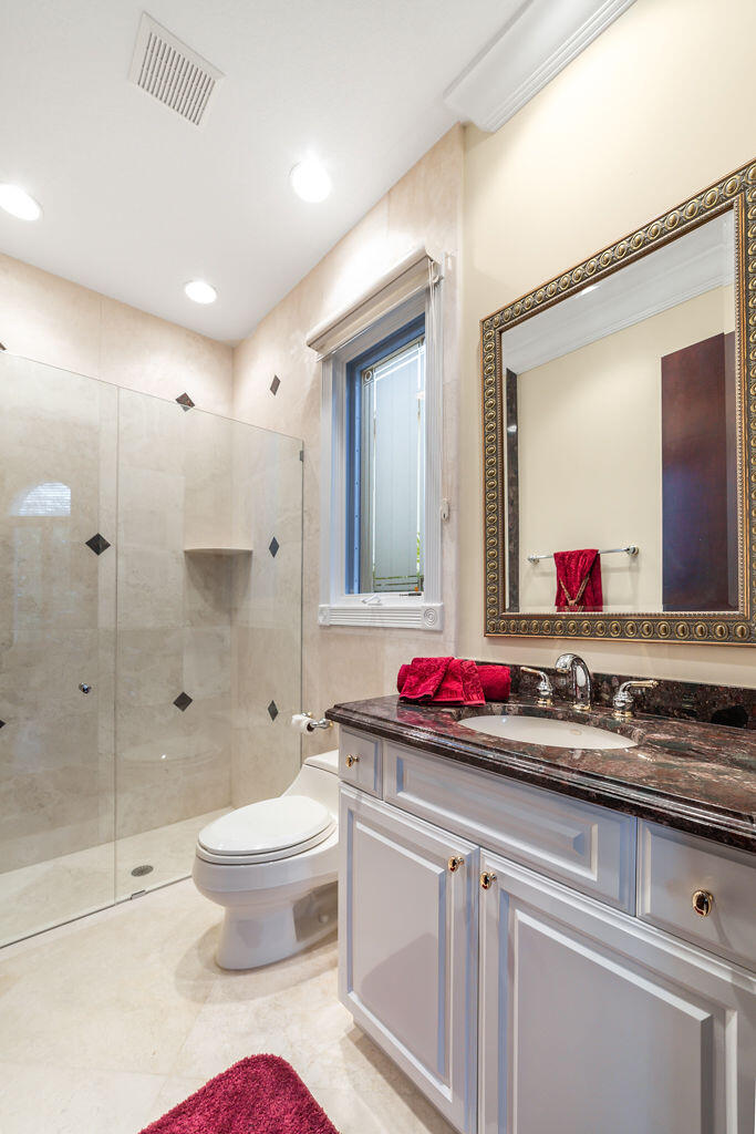 SEVEN ISLES - Residential