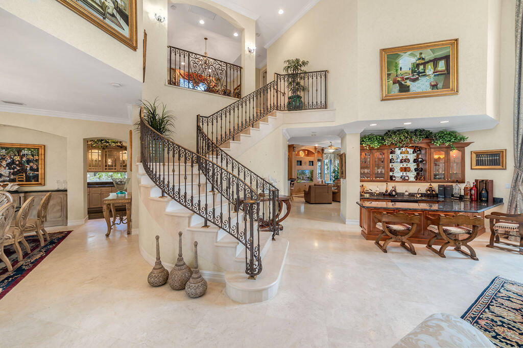 SEVEN ISLES - Residential