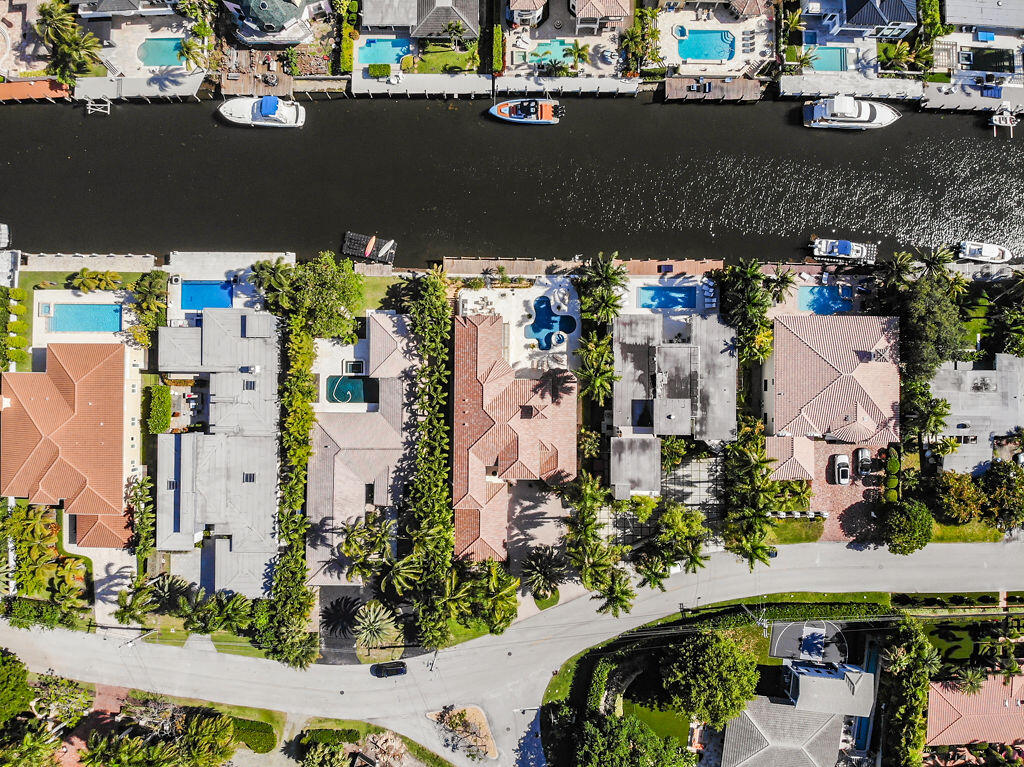 SEVEN ISLES - Residential