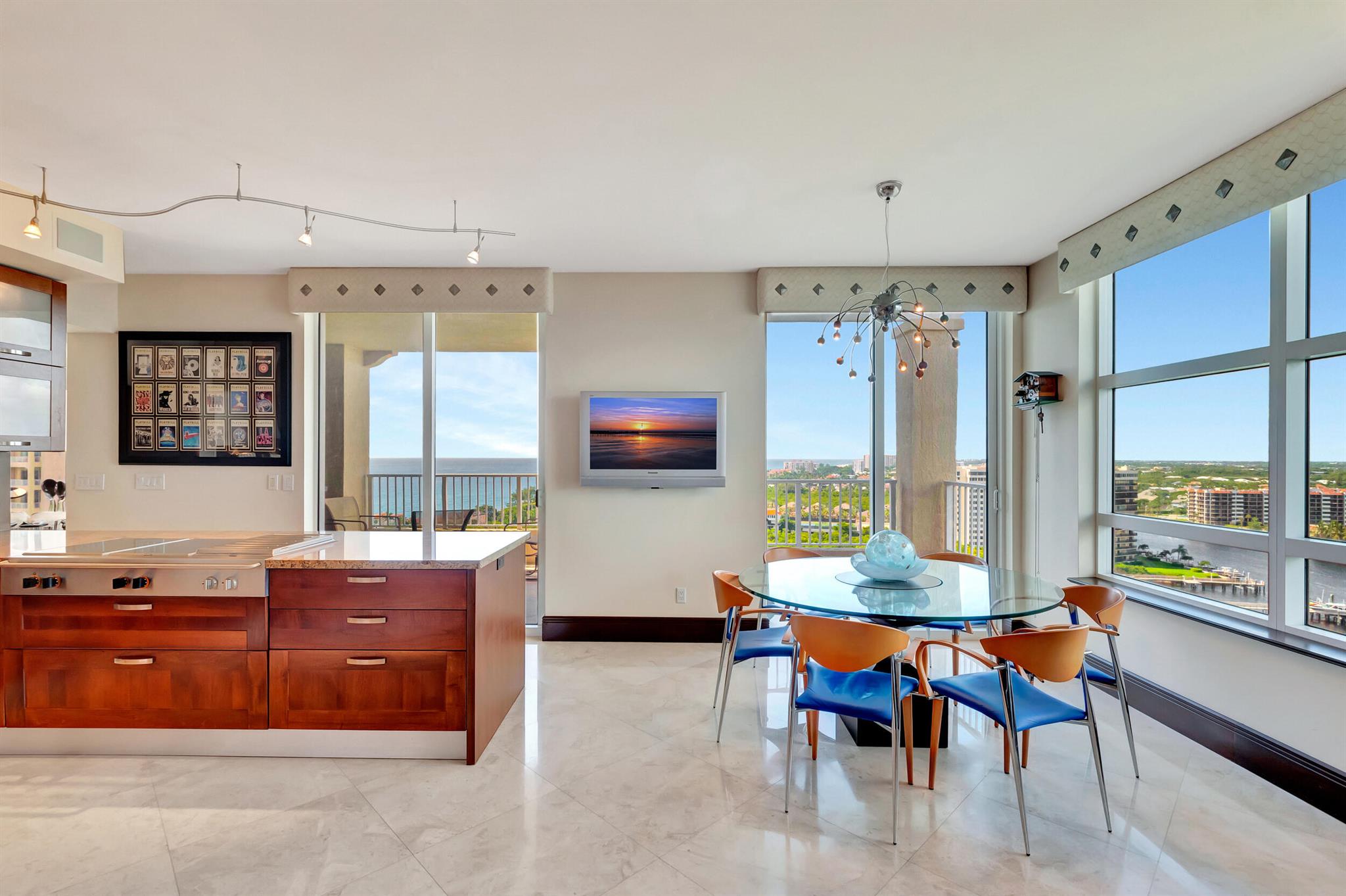 TOSCANA WEST TOWER II - Residential