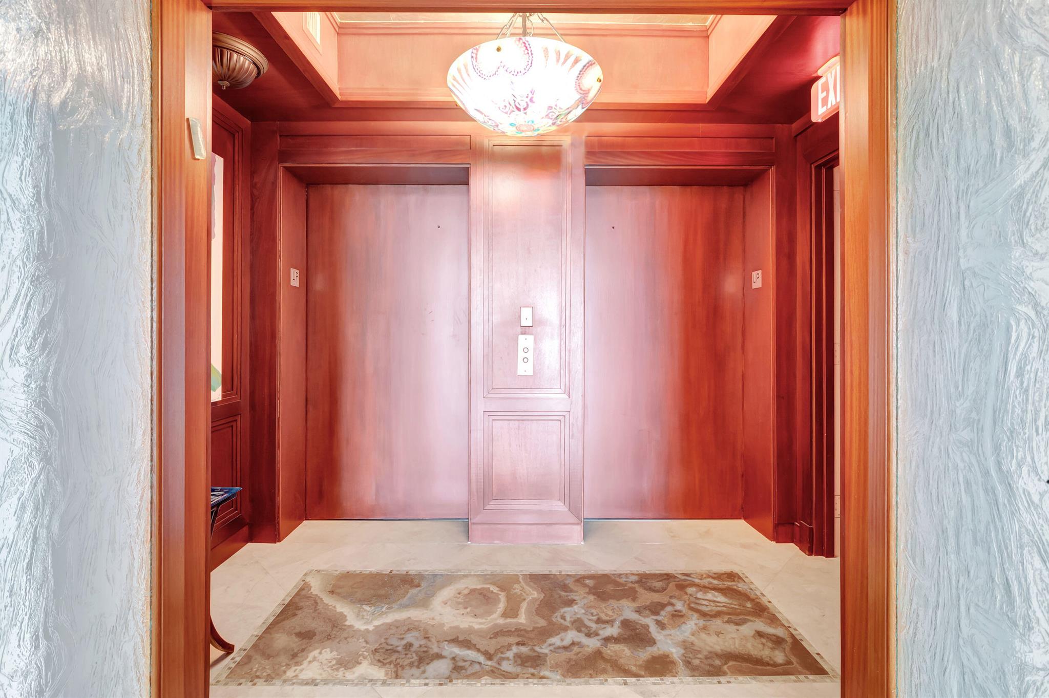 TOSCANA WEST TOWER II - Residential