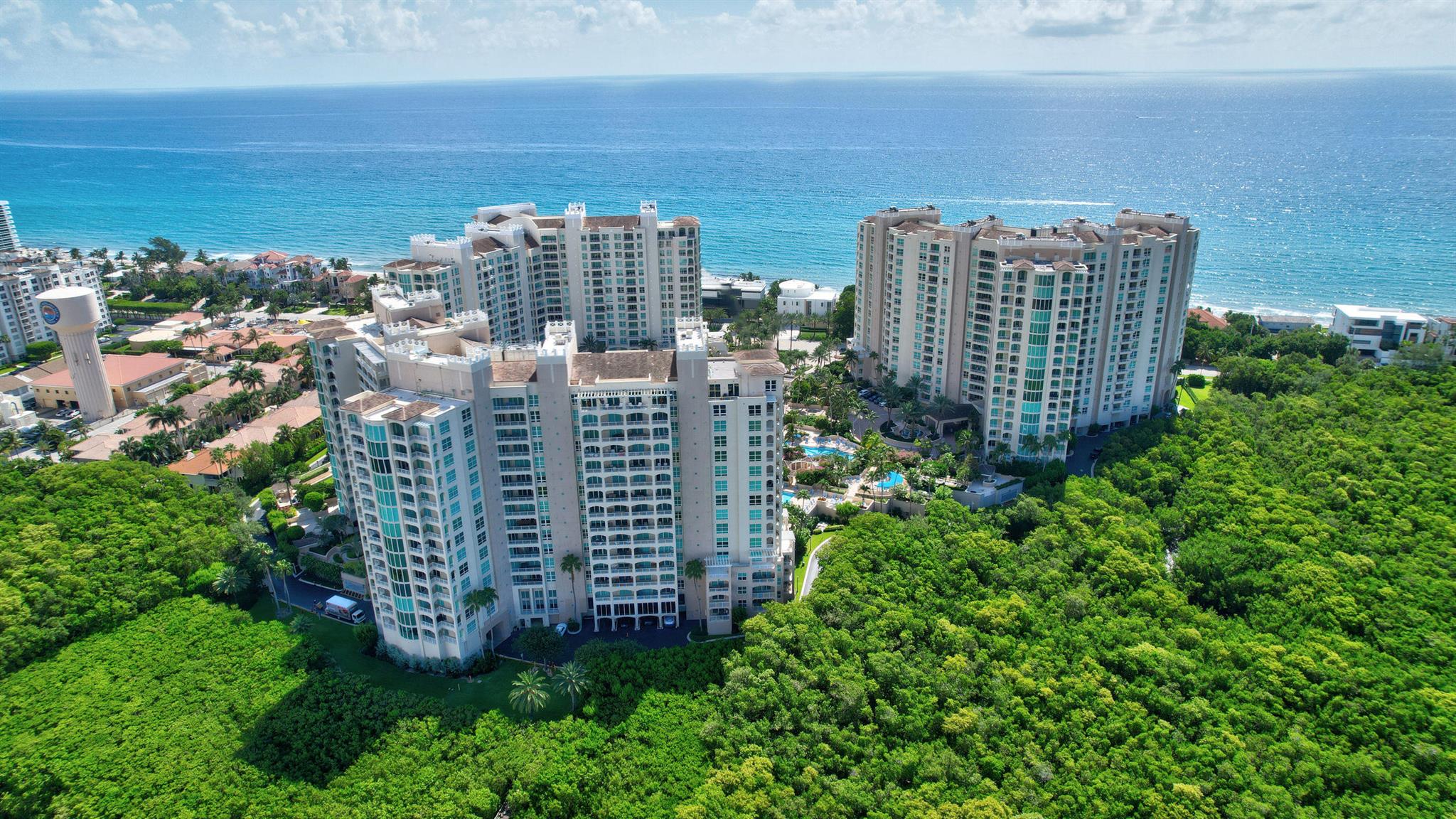 TOSCANA WEST TOWER II - Residential