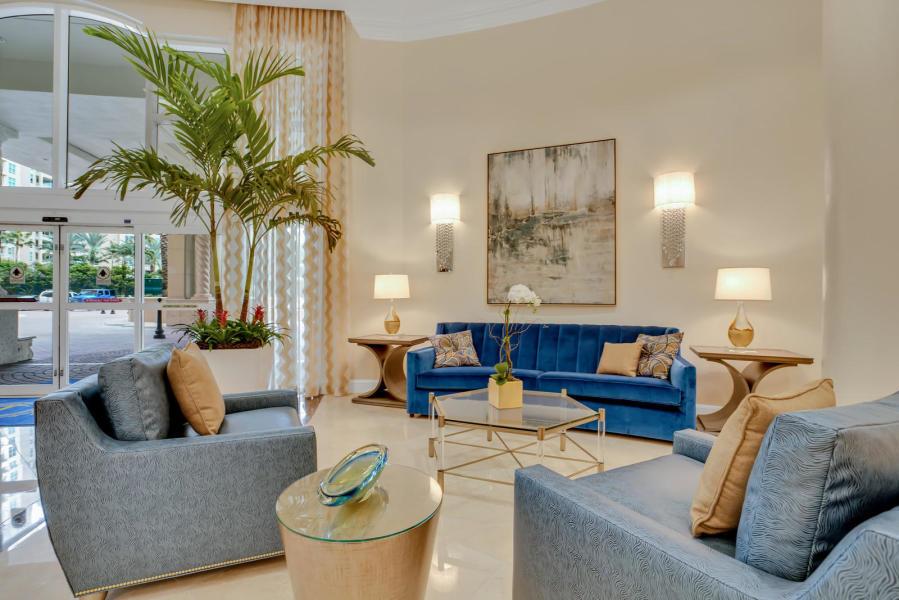 TOSCANA WEST TOWER II - Residential