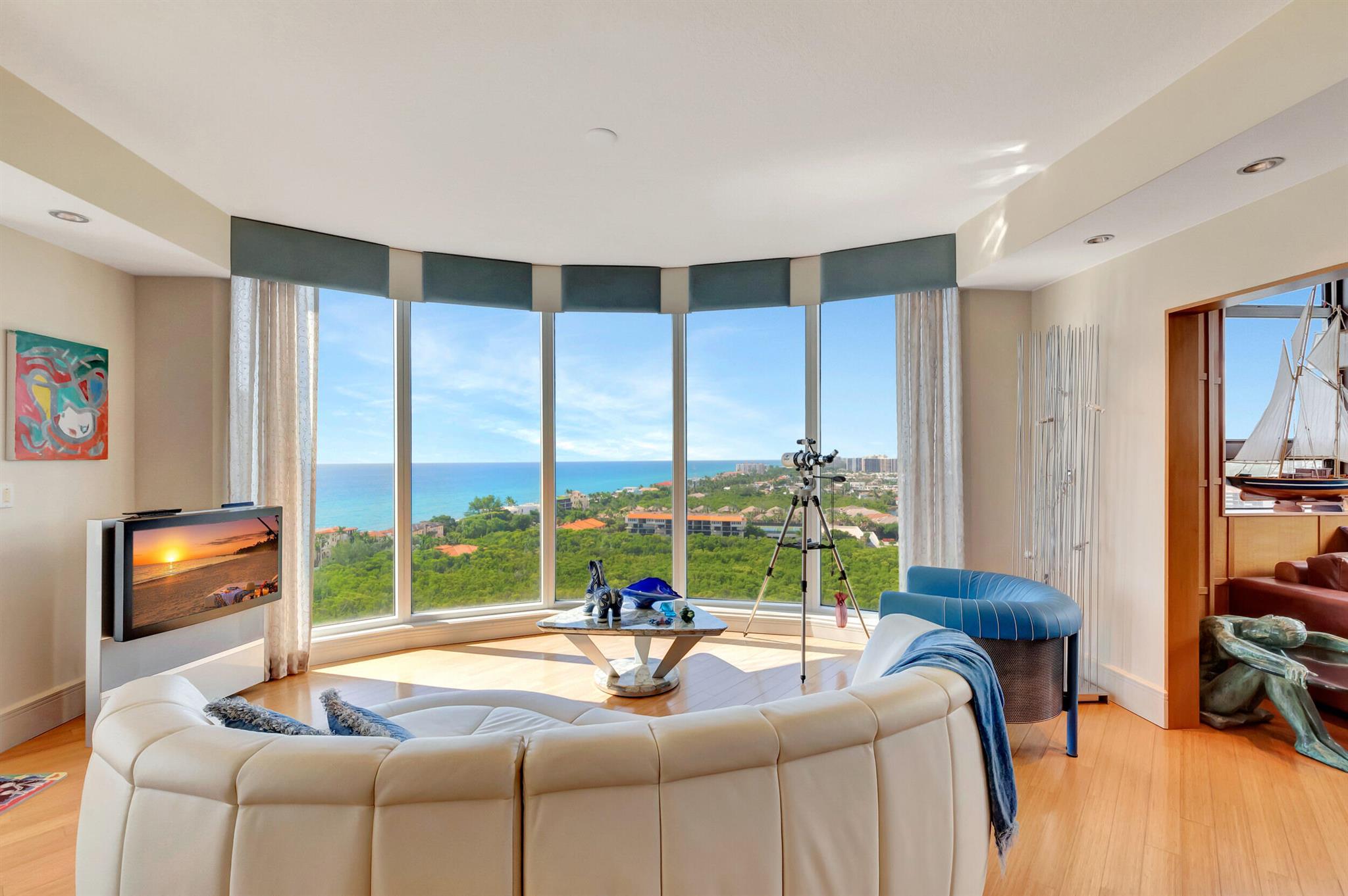 TOSCANA WEST TOWER II - Residential