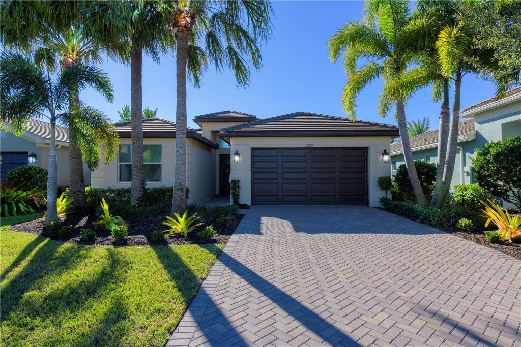 Photo of 10712 SW Matisse Ln, Port Saint Lucie, FL 34987 (MLS # F10473831)