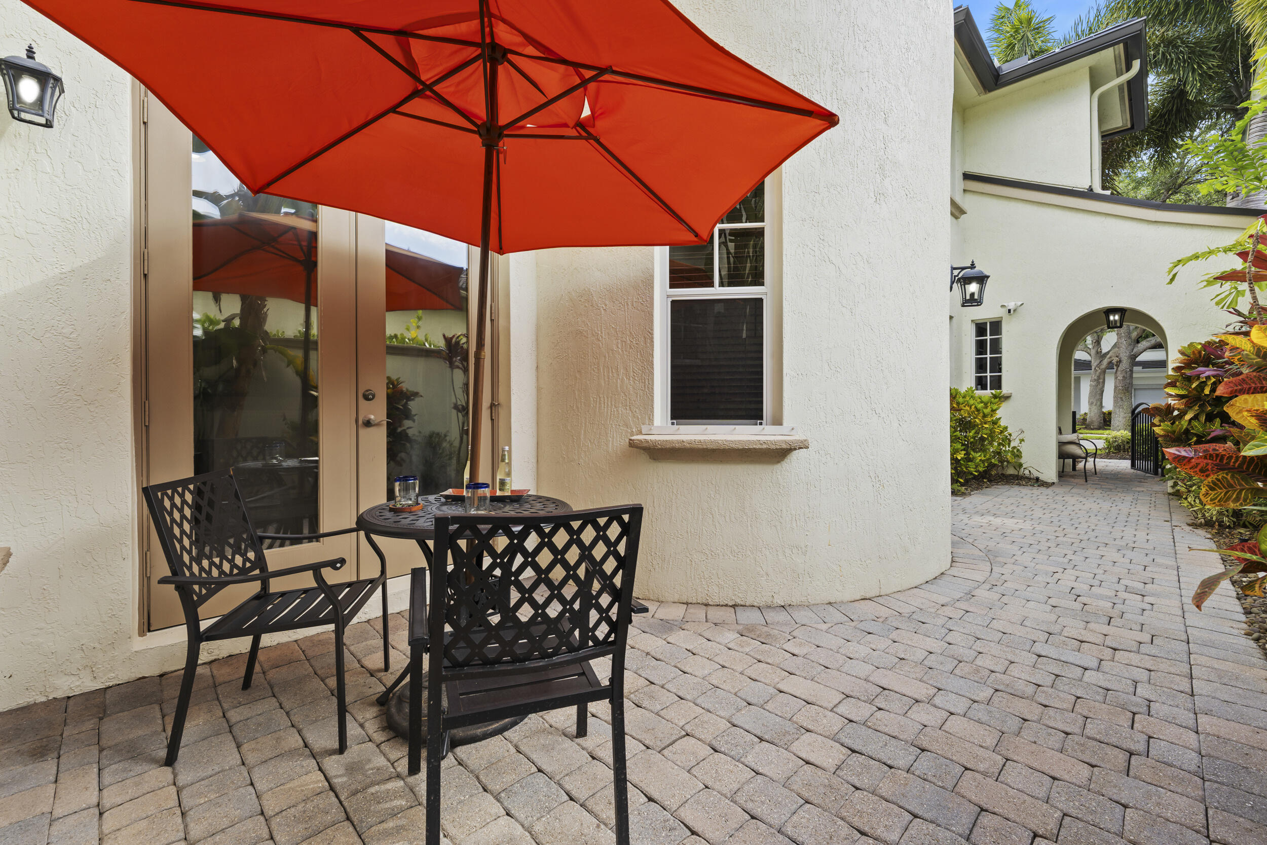 834 Madison Court