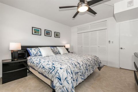 Condominium in Pompano Beach FL 299 Riverside Dr Dr 24.jpg