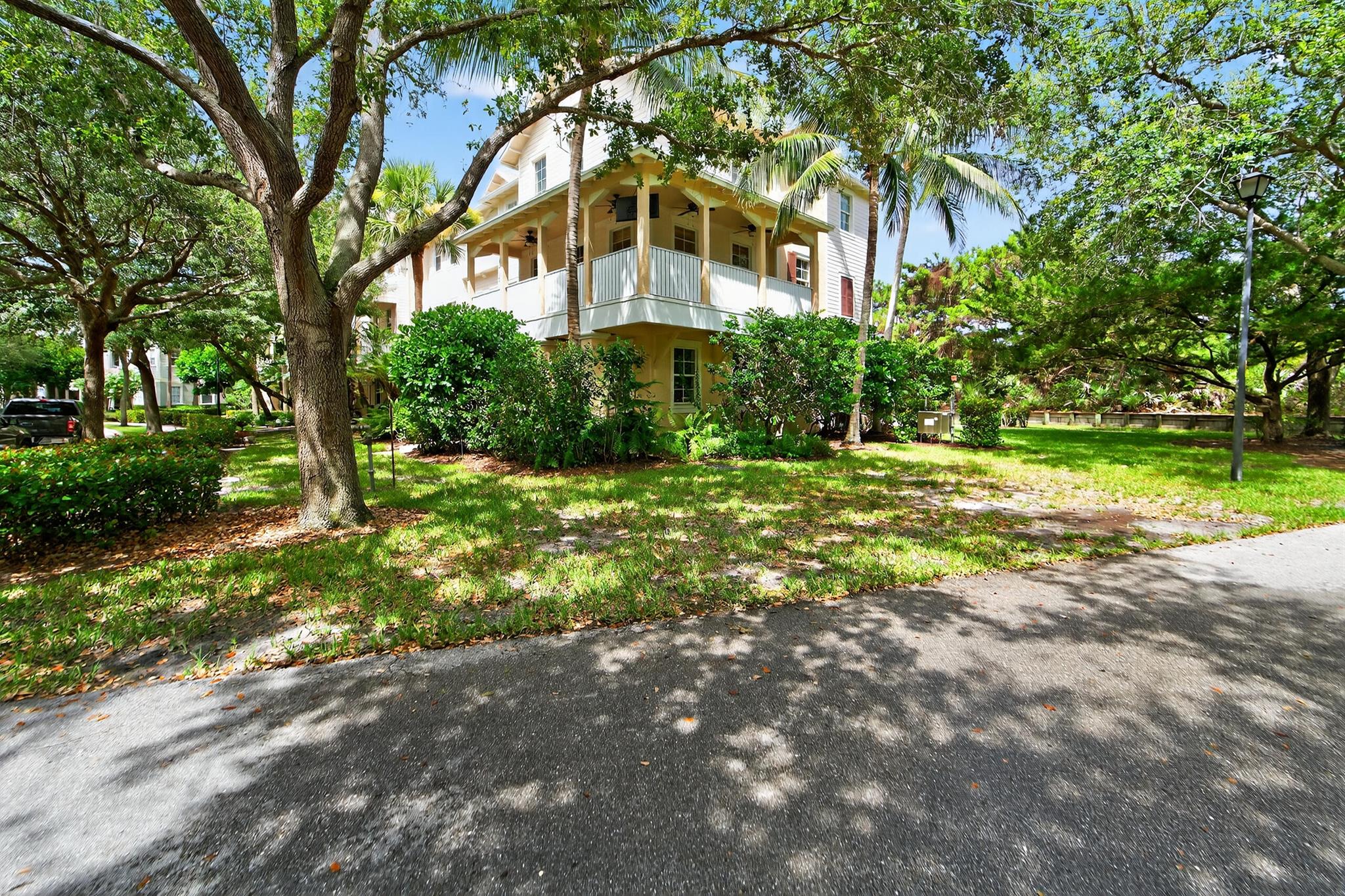 297 E Bay Cedar Circle