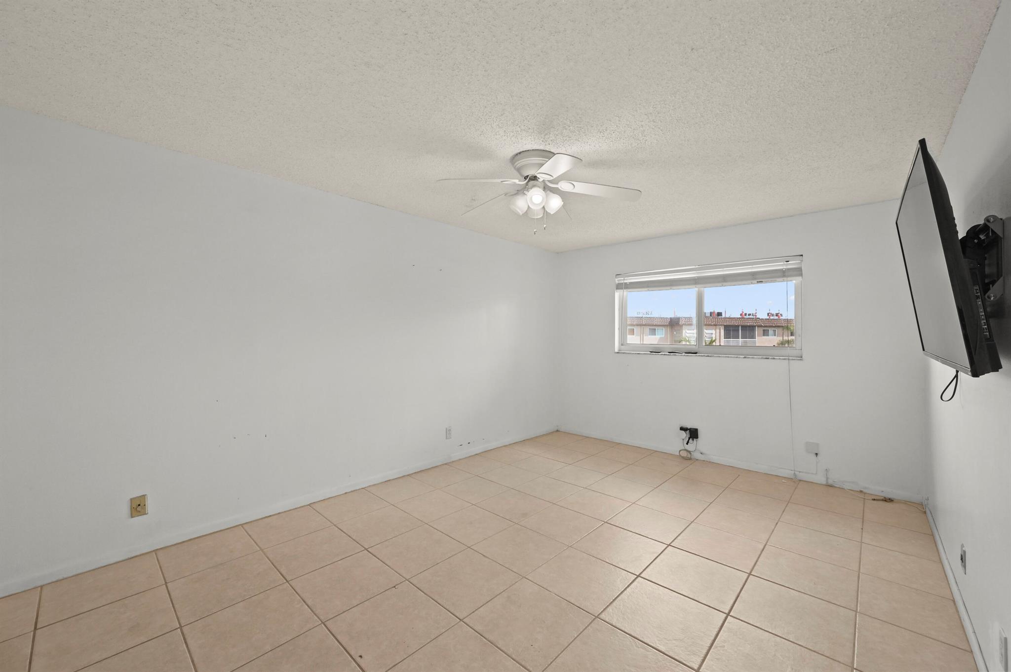 715 Lori Drive 307