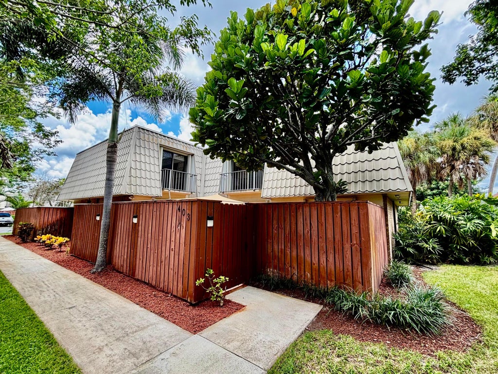 Photo of 1700 Embassy Drive #403, West Palm Beach, FL 33401 (MLS # B26078415)