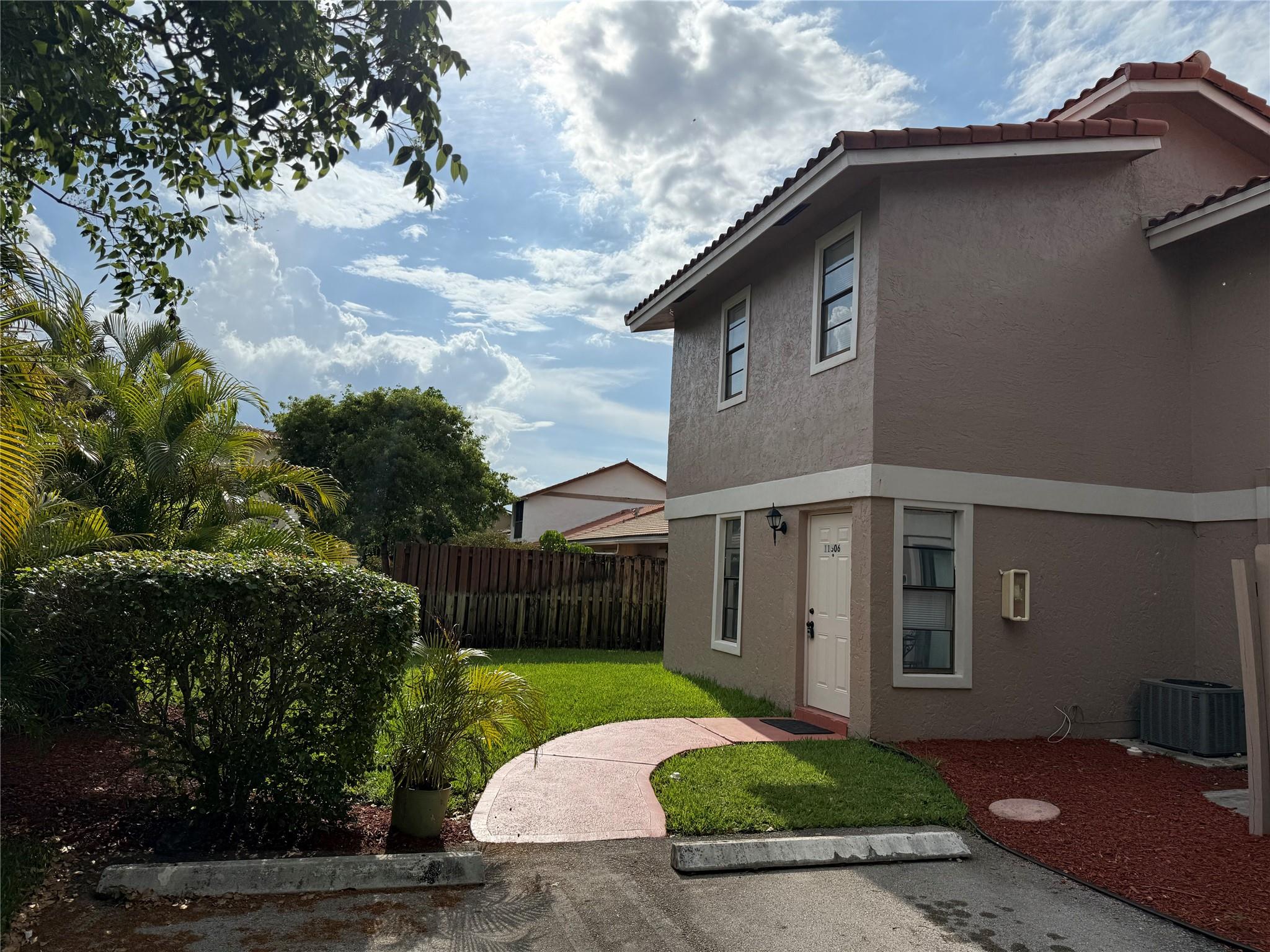 Glenwood Sub 69-33 B - Residential Lease