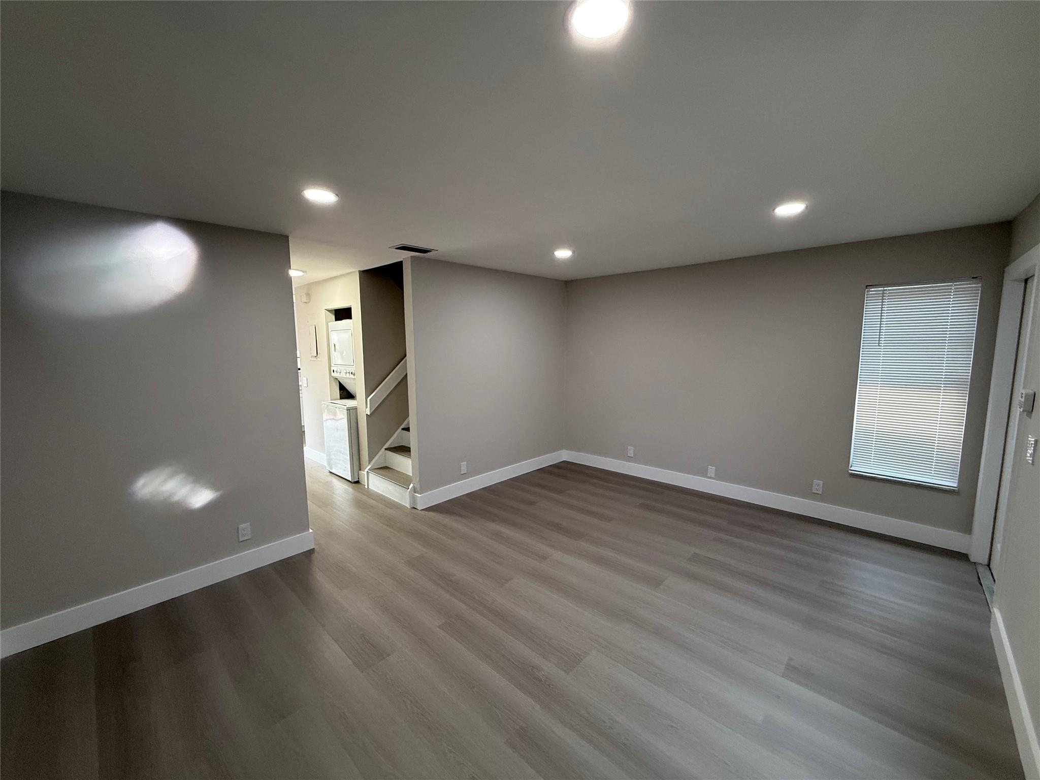 Glenwood Sub 69-33 B - Residential Lease