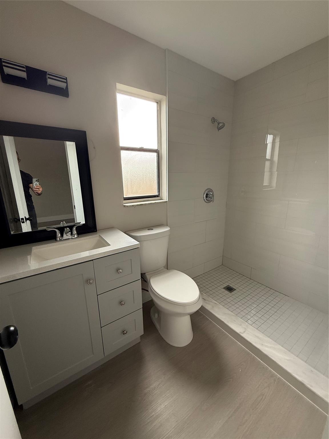 Glenwood Sub 69-33 B - Residential Lease