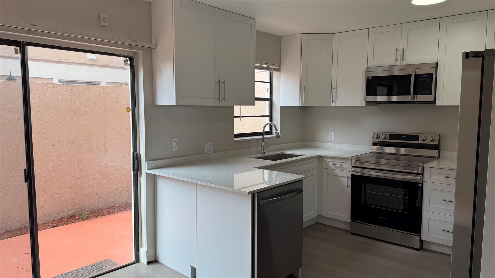 Glenwood Sub 69-33 B - Residential Lease