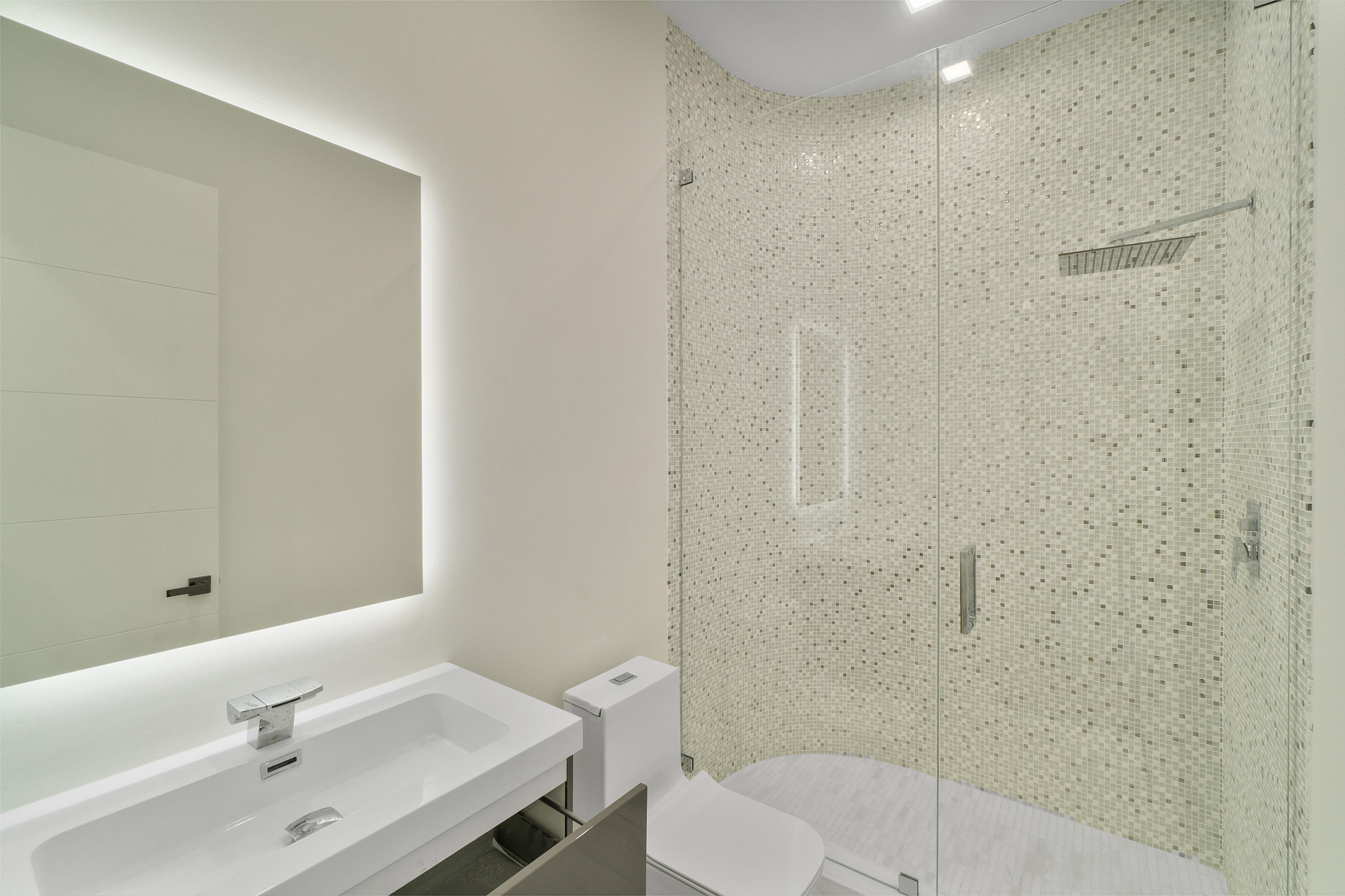 BOCA HARBOUR 5TH SEC - Residential