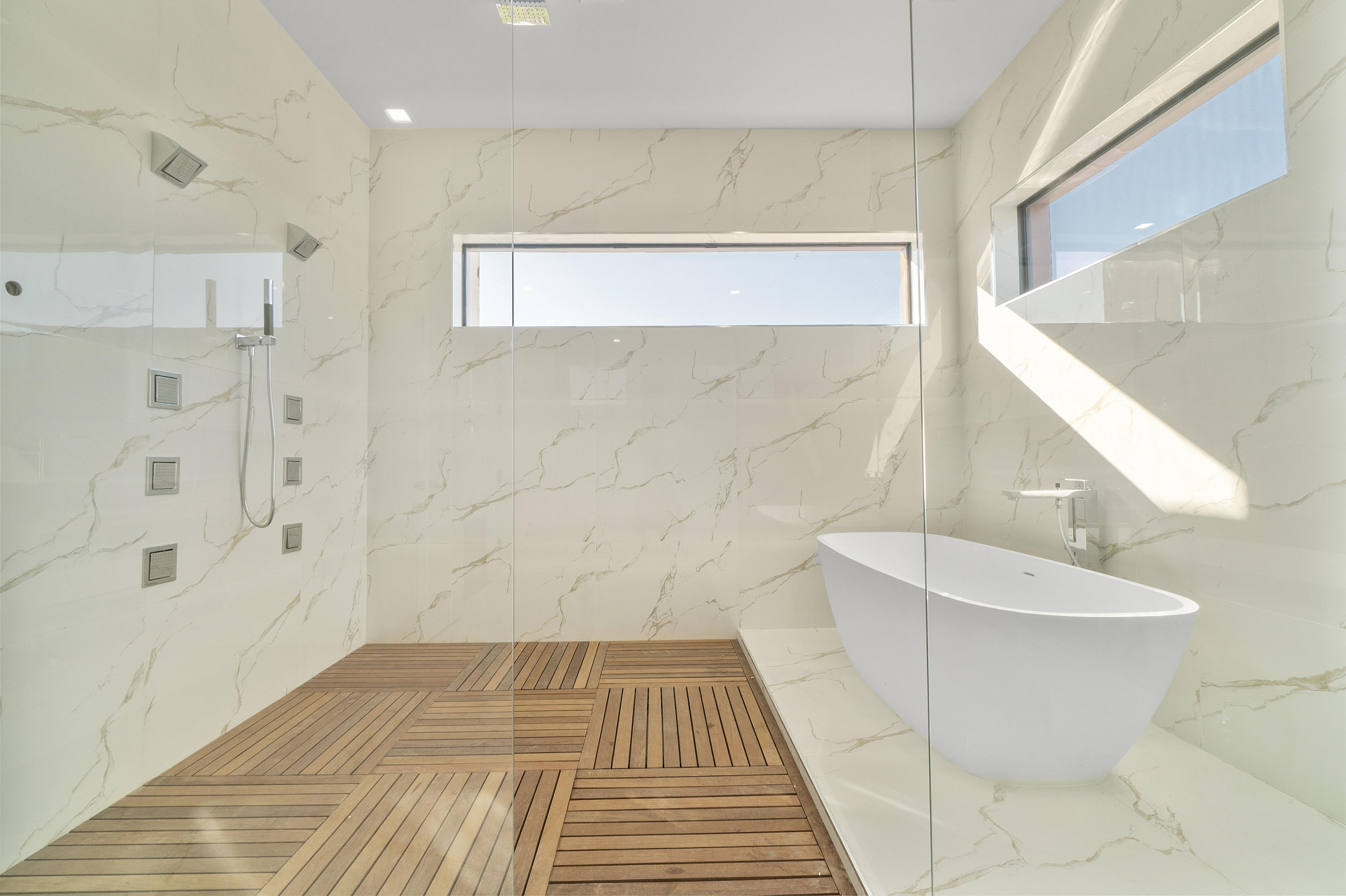 BOCA HARBOUR 5TH SEC - Residential