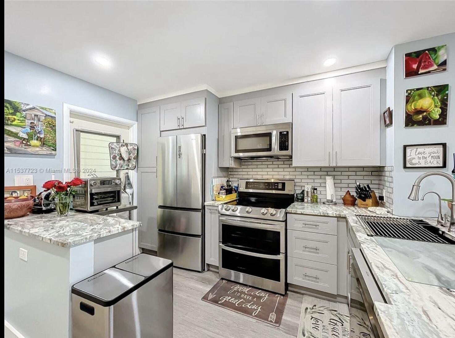 ISLE OF PARADISE CO-OP - Residential Lease