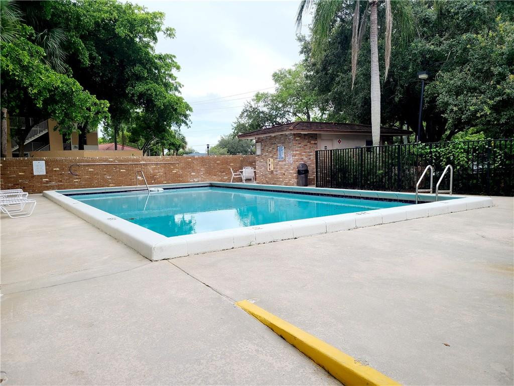 Forest Park South II Cond - Residential Lease