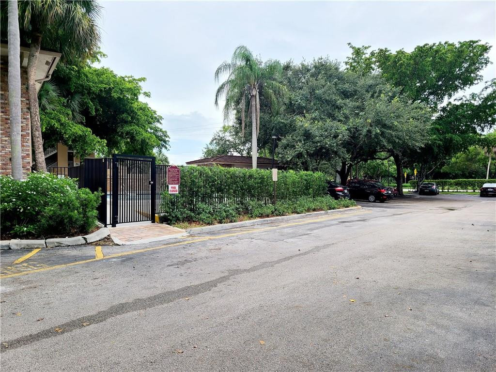 Forest Park South II Cond - Residential Lease