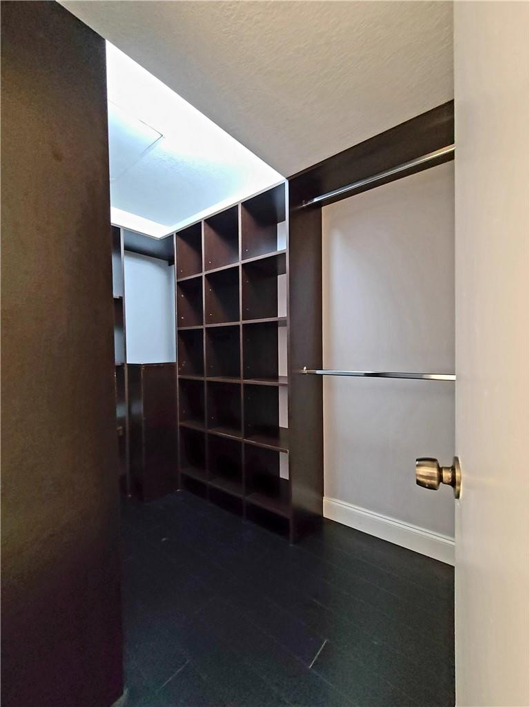 Forest Park South II Cond - Residential Lease