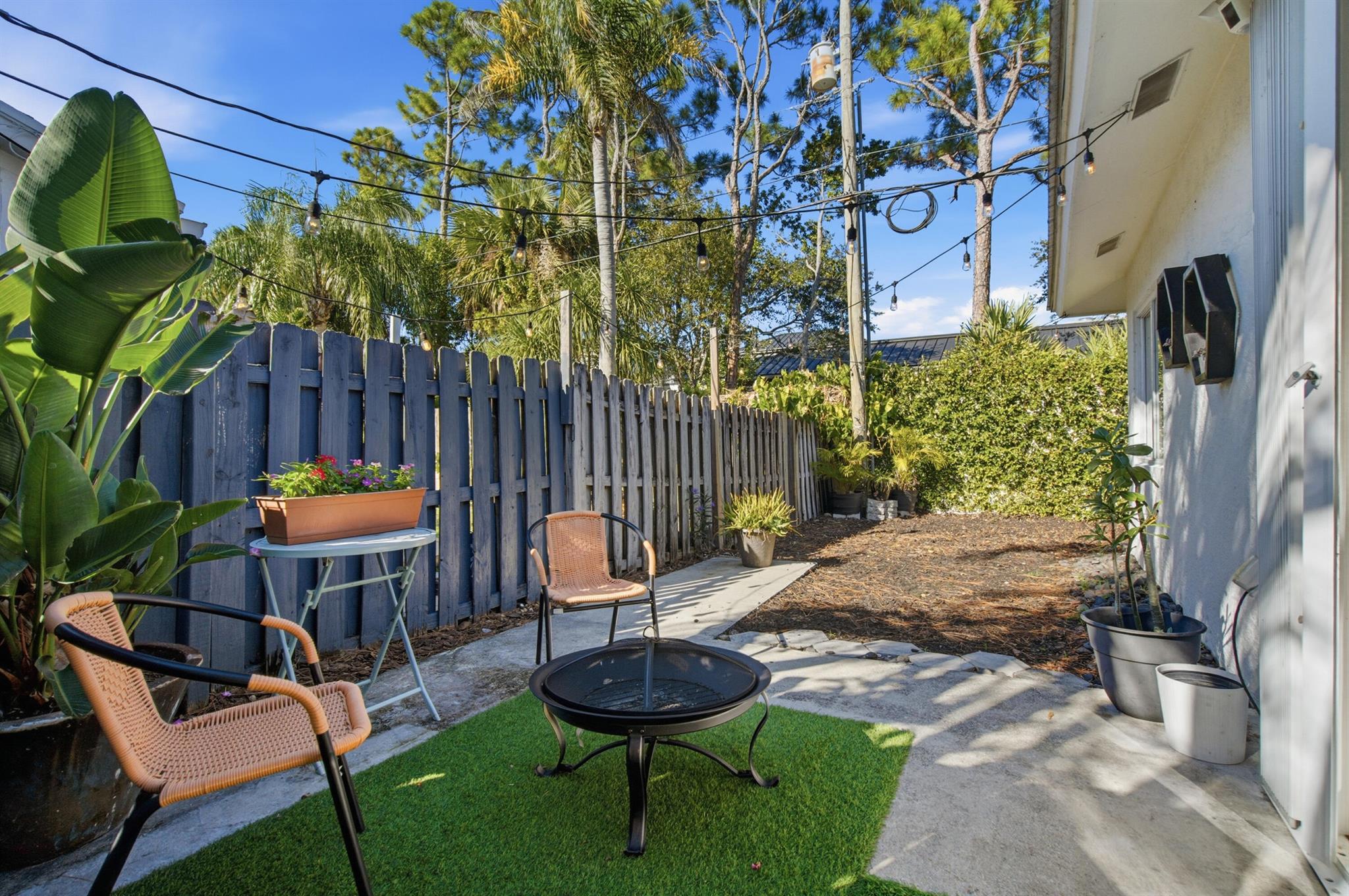 JUPITER RIVER ESTATES - Residential