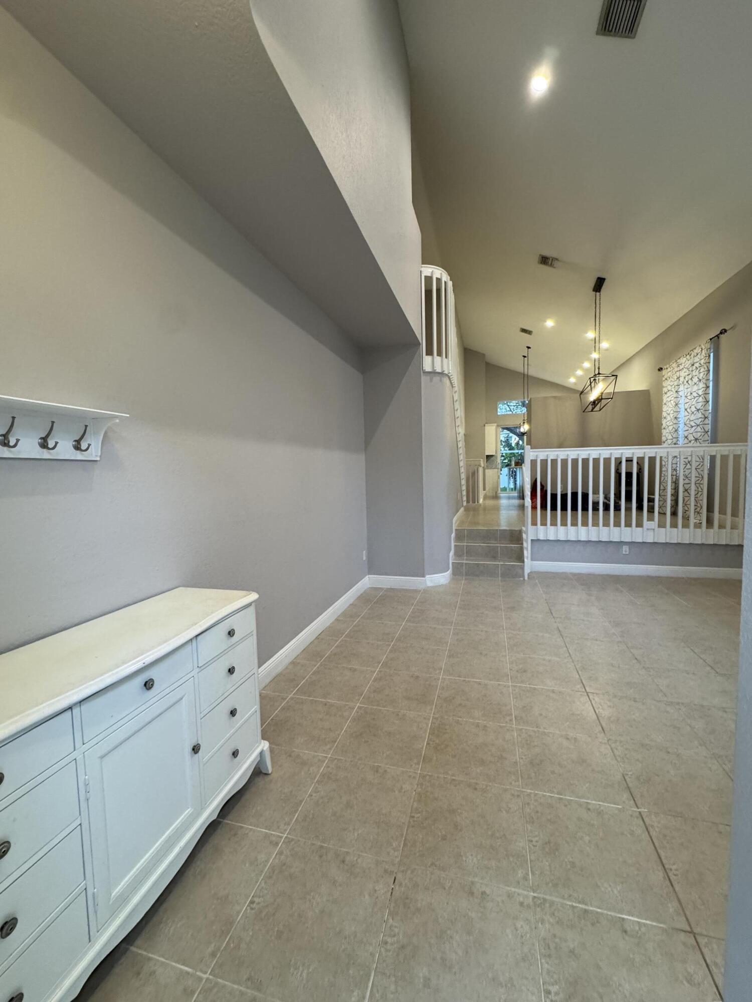 MADISON GREEN 1 PARS A, H AND K - Residential Lease