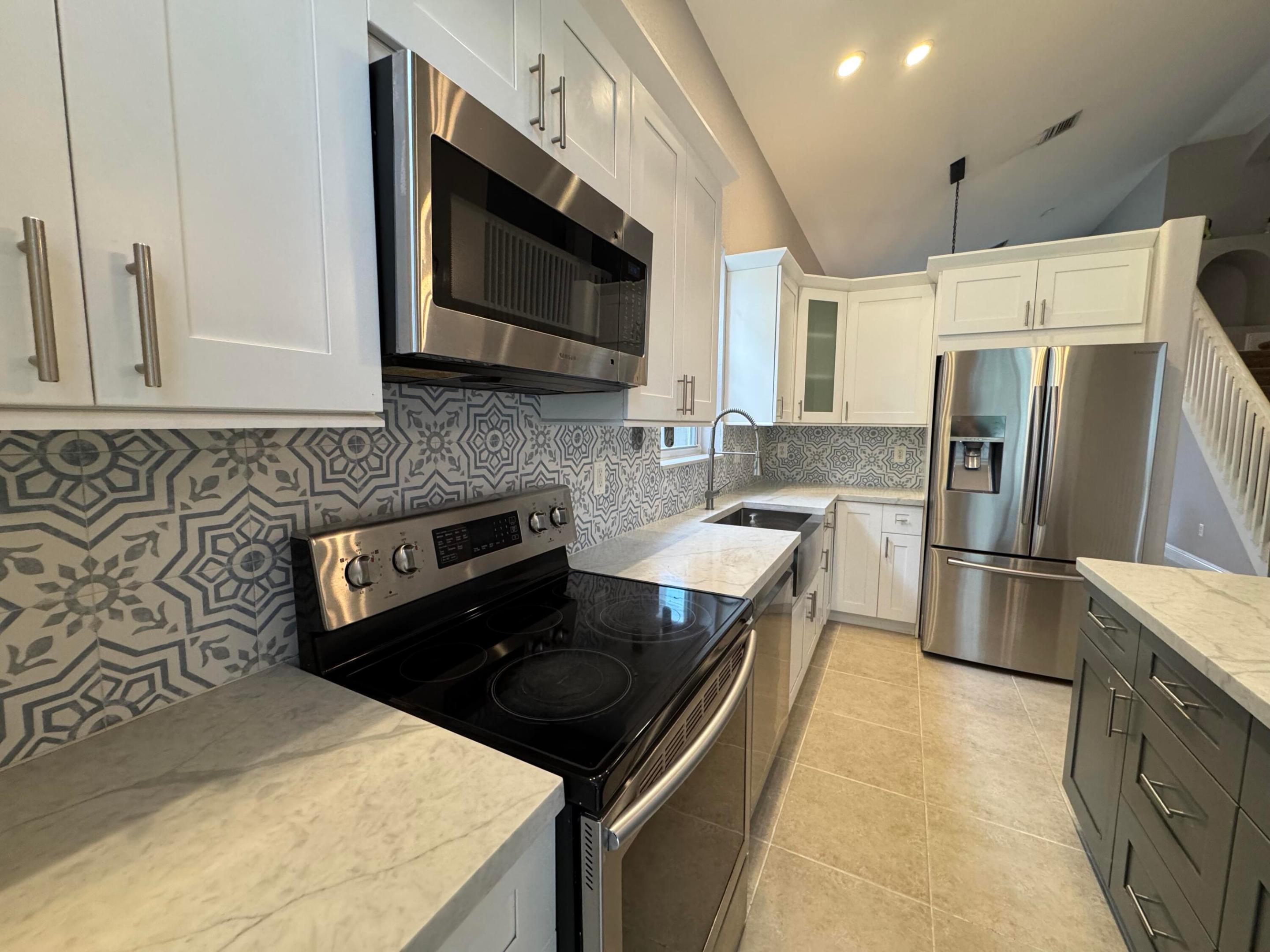 MADISON GREEN 1 PARS A, H AND K - Residential Lease