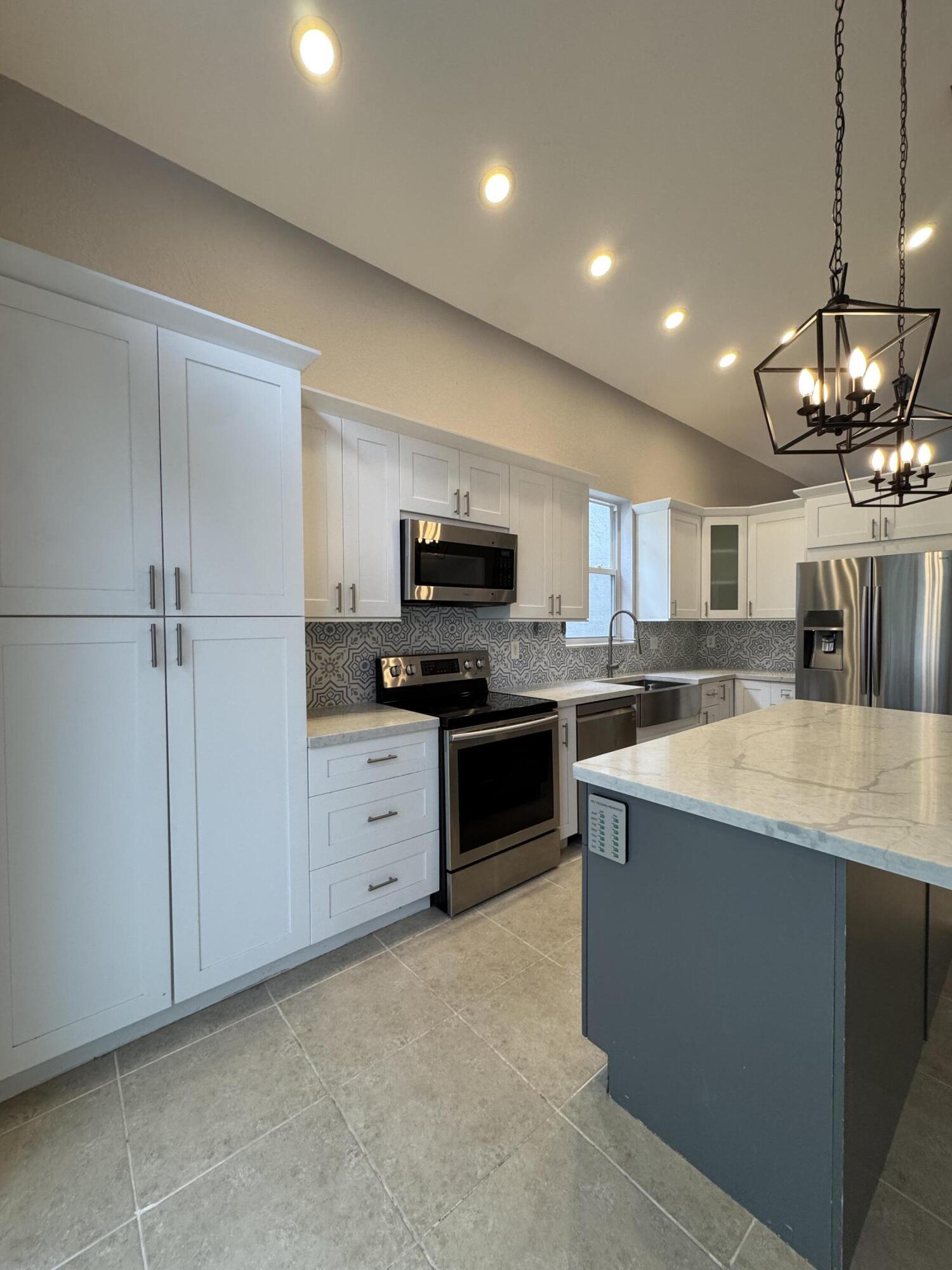 MADISON GREEN 1 PARS A, H AND K - Residential Lease