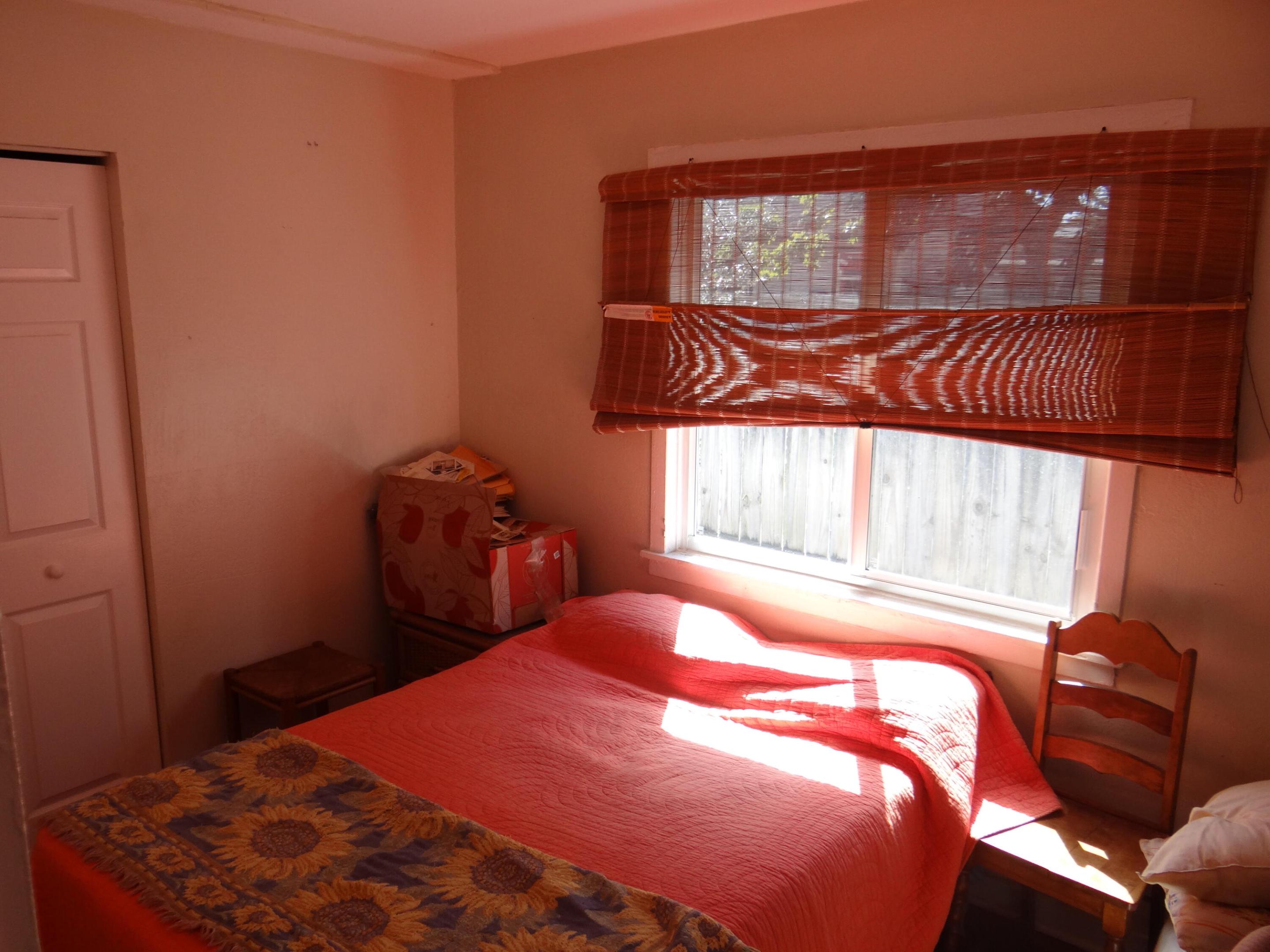 LAKE WORTH TOWN OF - Residential