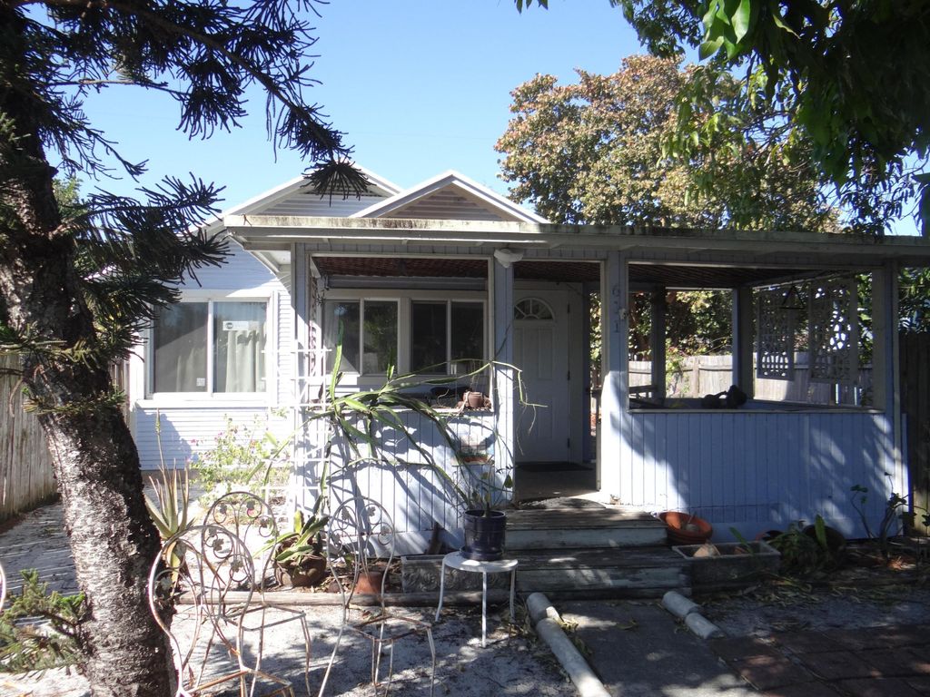 Photo of 611 N E Street, Lake Worth Beach, FL 33460 (MLS # R11165273)