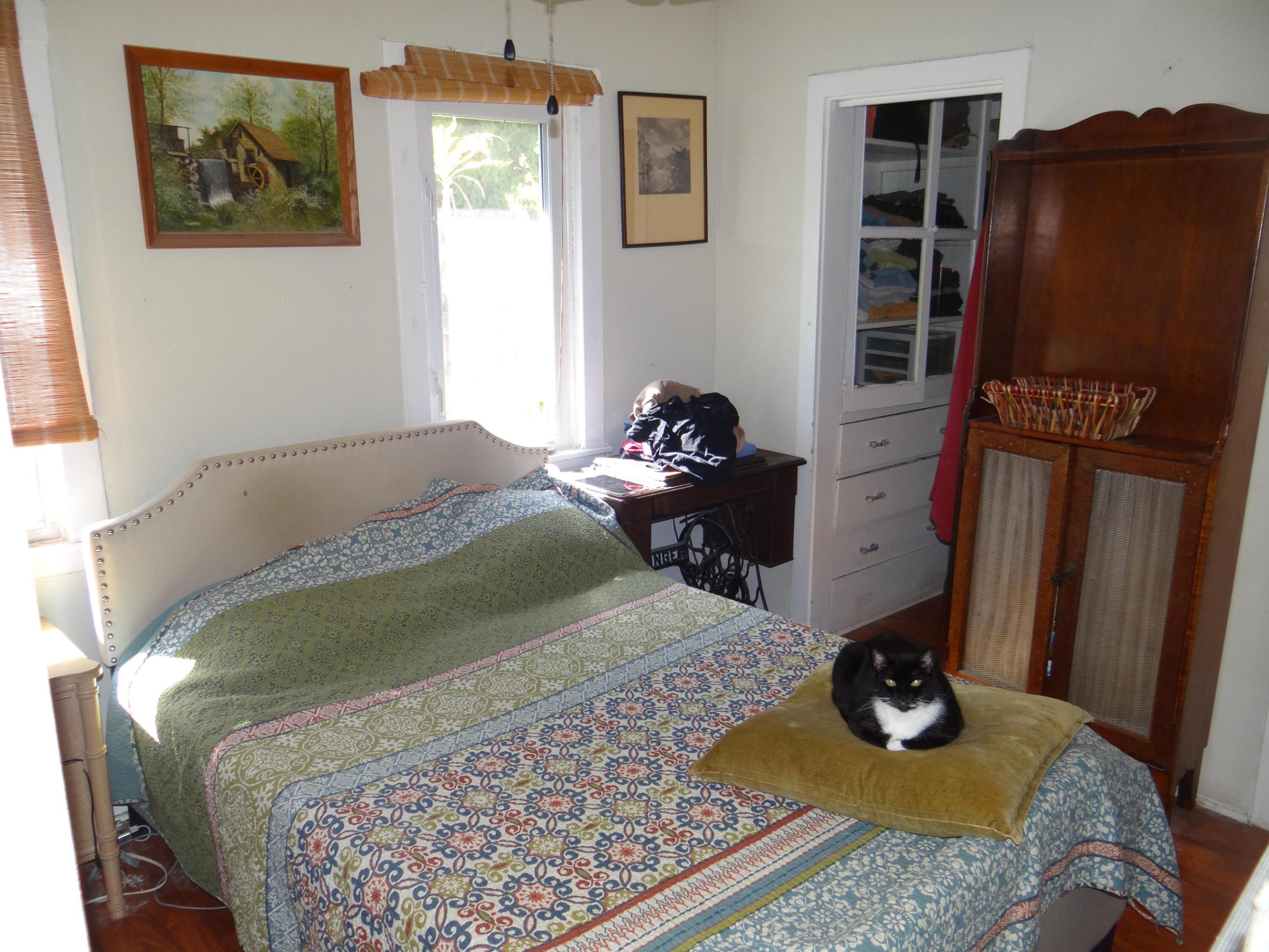 LAKE WORTH TOWN OF - Residential