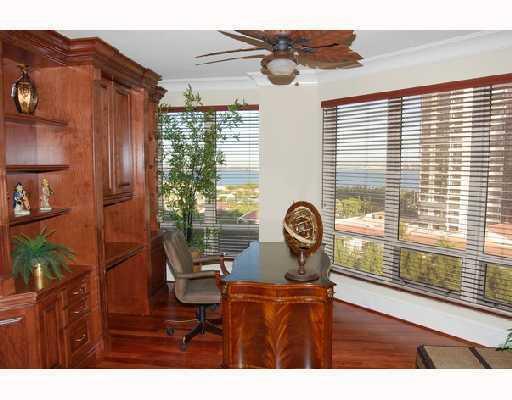 OASIS SINGER ISLAND CONDO - Residential