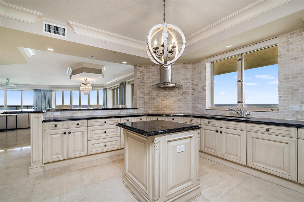 OASIS SINGER ISLAND CONDO - Residential