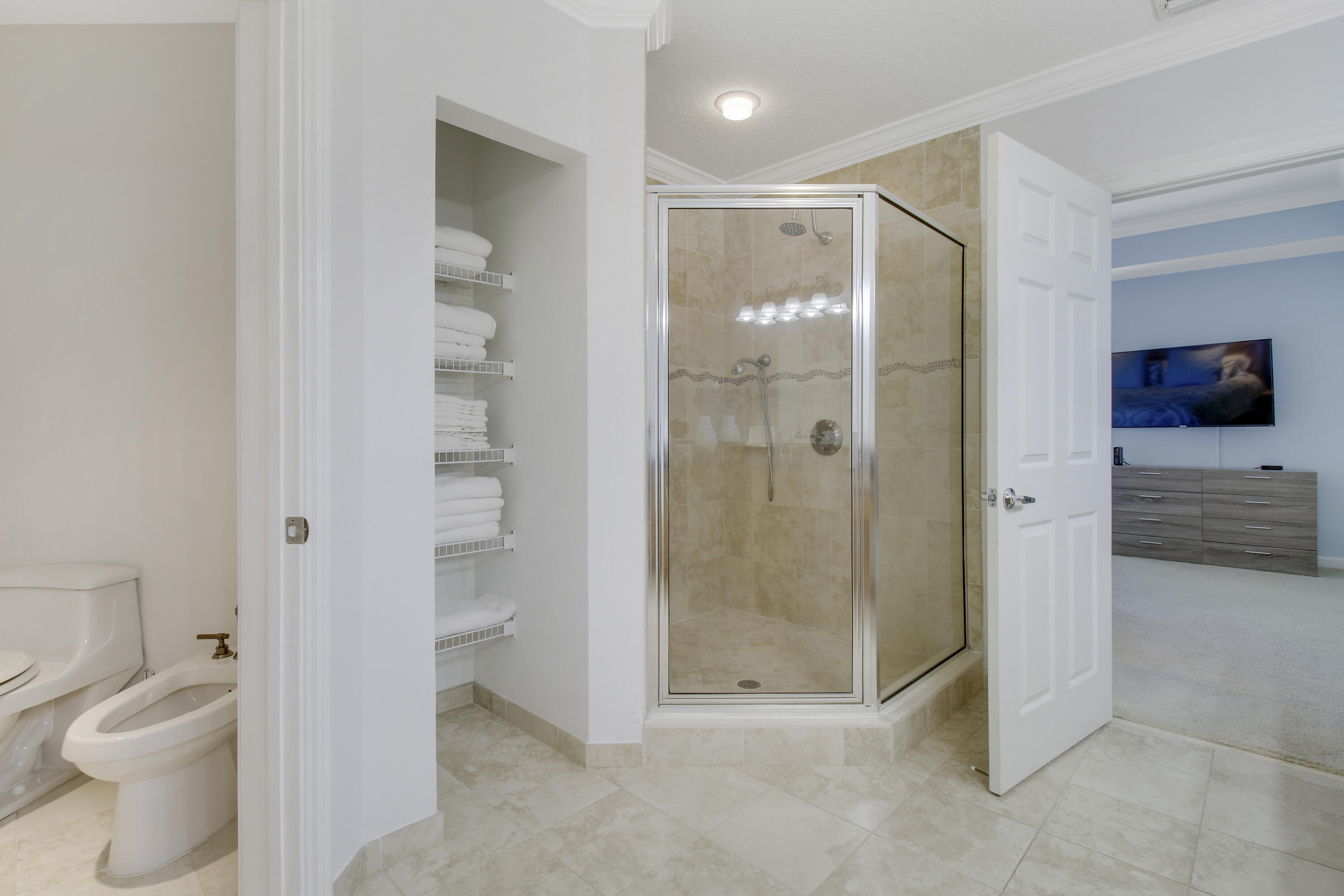 JUNO OCEAN KEY CONDO - Residential Lease